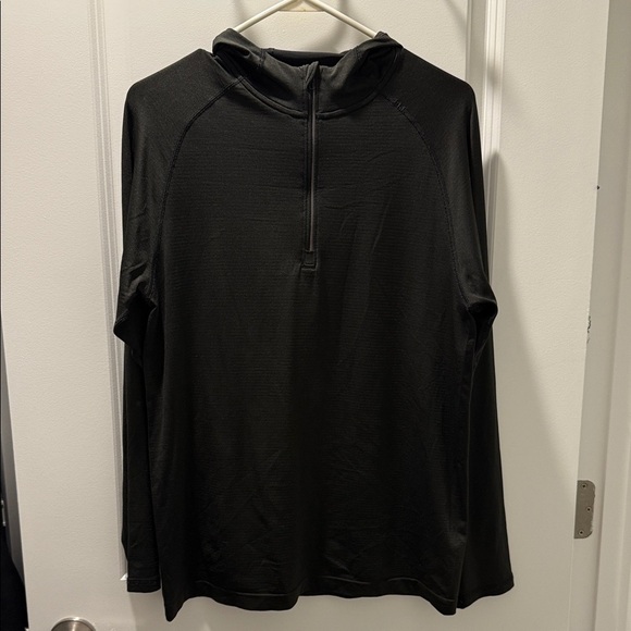 lululemon athletica Black Lightweight Jacket - Picture 1 of 5